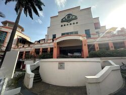 Hougang Green Shopping Mall (D19), Shop House #536313751